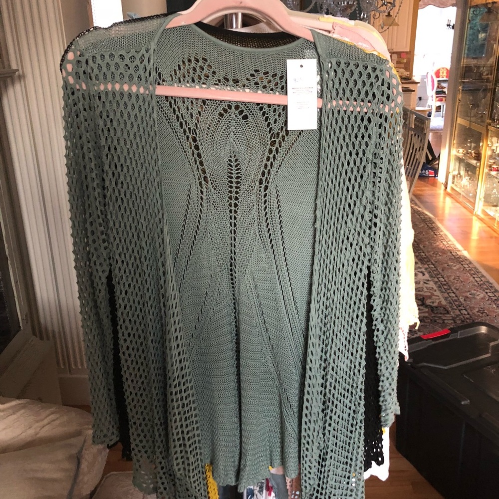 Different colored stretchy cardigans - Picture 2 of 5